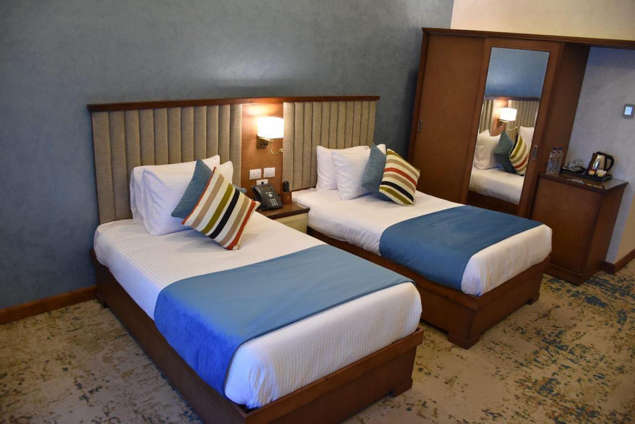 Golden Jewel Ismailia Resort Bagian luar foto